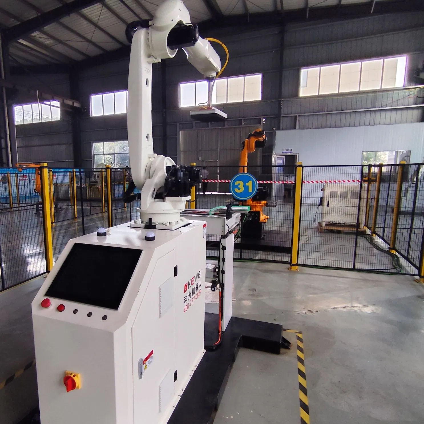 Durable Handling Equipment for Efficient Warehouse Operations and Logistics