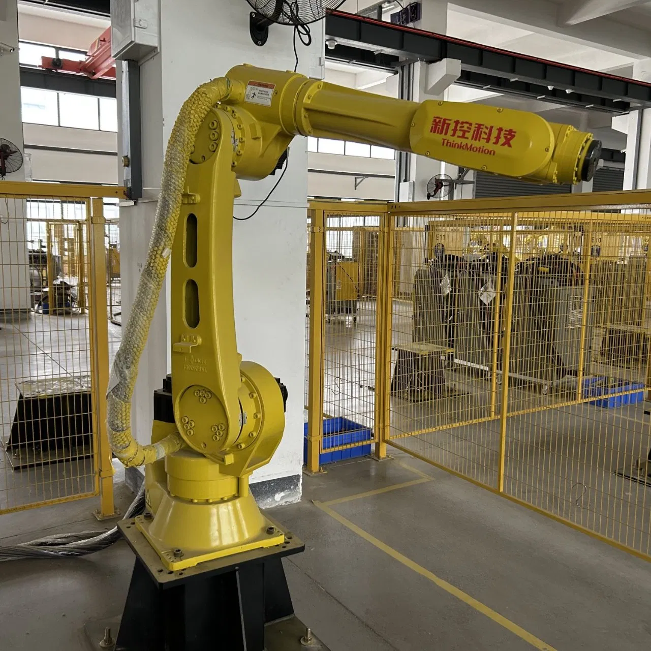 a Six-Axis High-Efficiency Arc Welding Robot System for Heavy Metal Automation