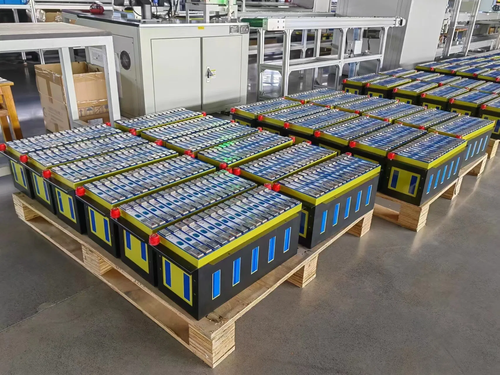 Easy to Install 48V 200ah 10kwh LiFePO4 Solar Lithium Power Wall Backup Battery for Home