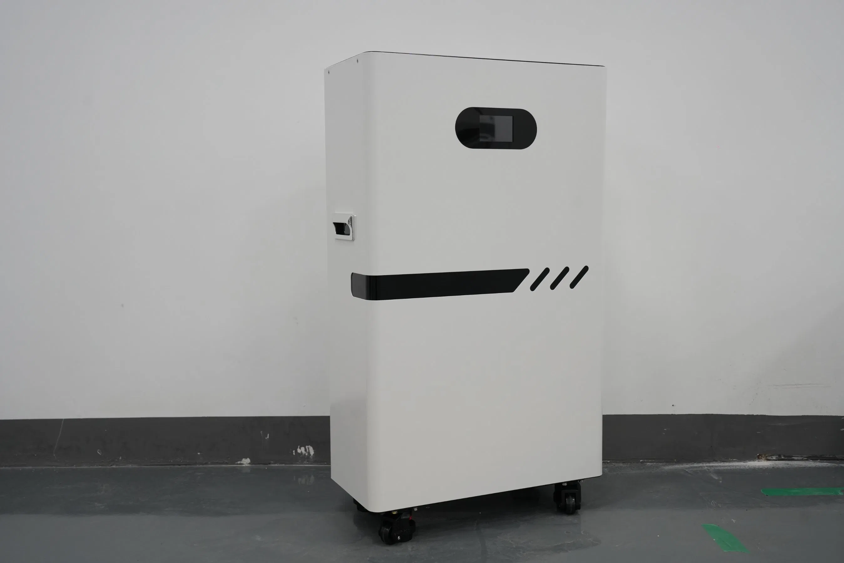 5kw Hybrid Solar Inverter with 5kwh LiFePO4 Battery - Ess Stackable Solar Energy Storage System for Home Use, Optional Solar Power Generator