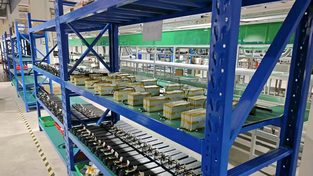 Industrial energy storage system for large-scale applications