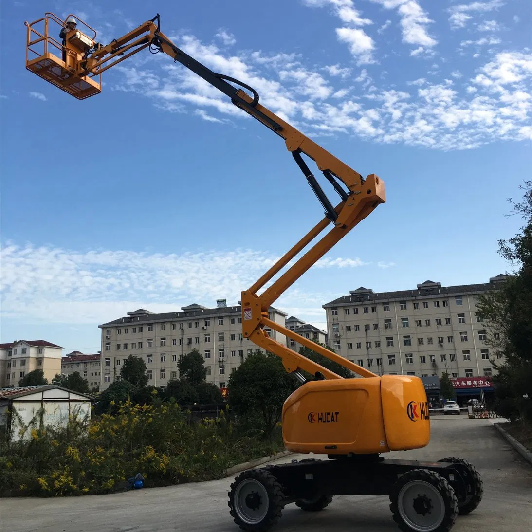 12-28m Electric Li-ion Articulating Boom Lifts Aerial Working Platform