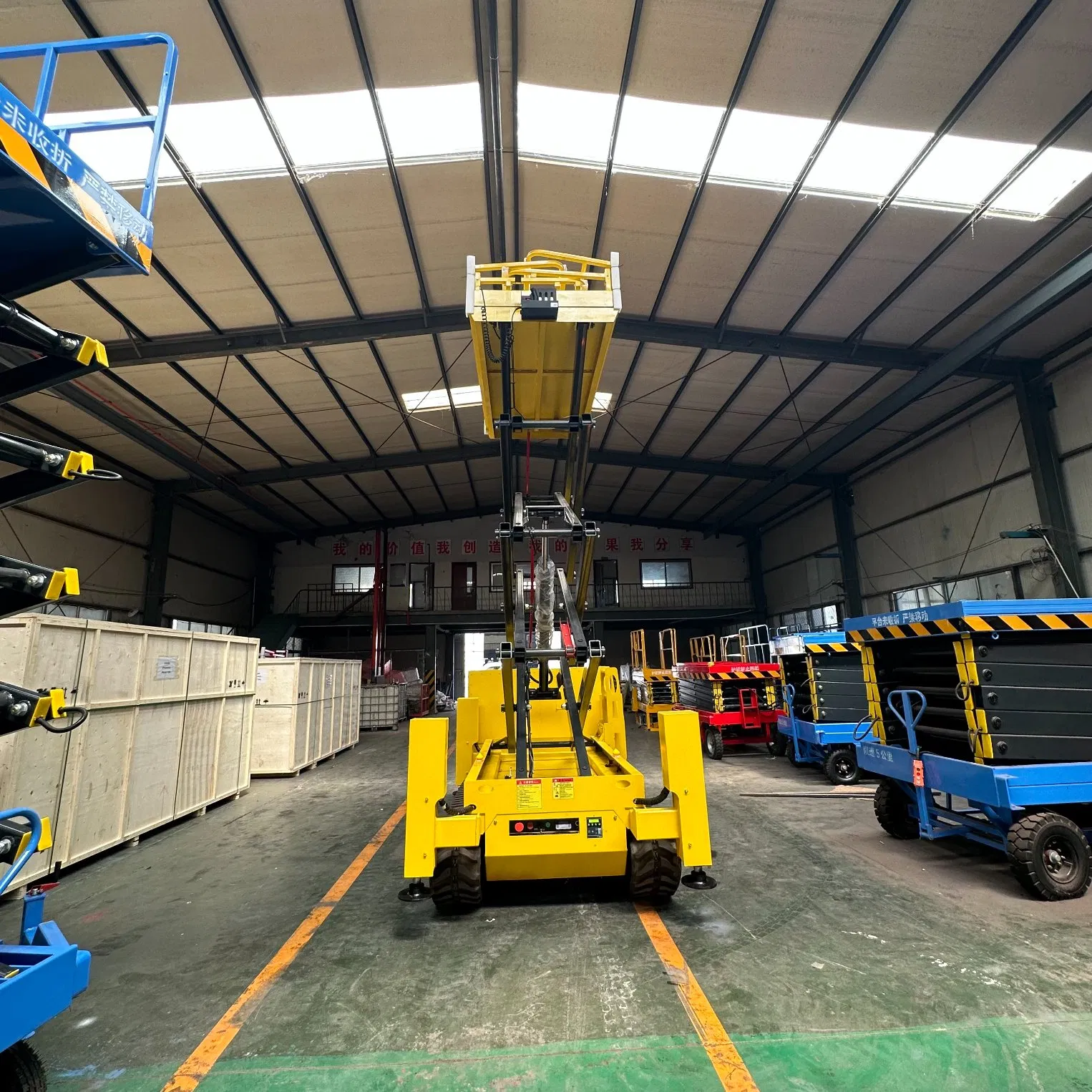 Chinese Factory Hot 8m to 16m Electric Rough Terrain Crawler Tracked Mobile Self-Propelled Aerial Lifting Platform Scissor Lift