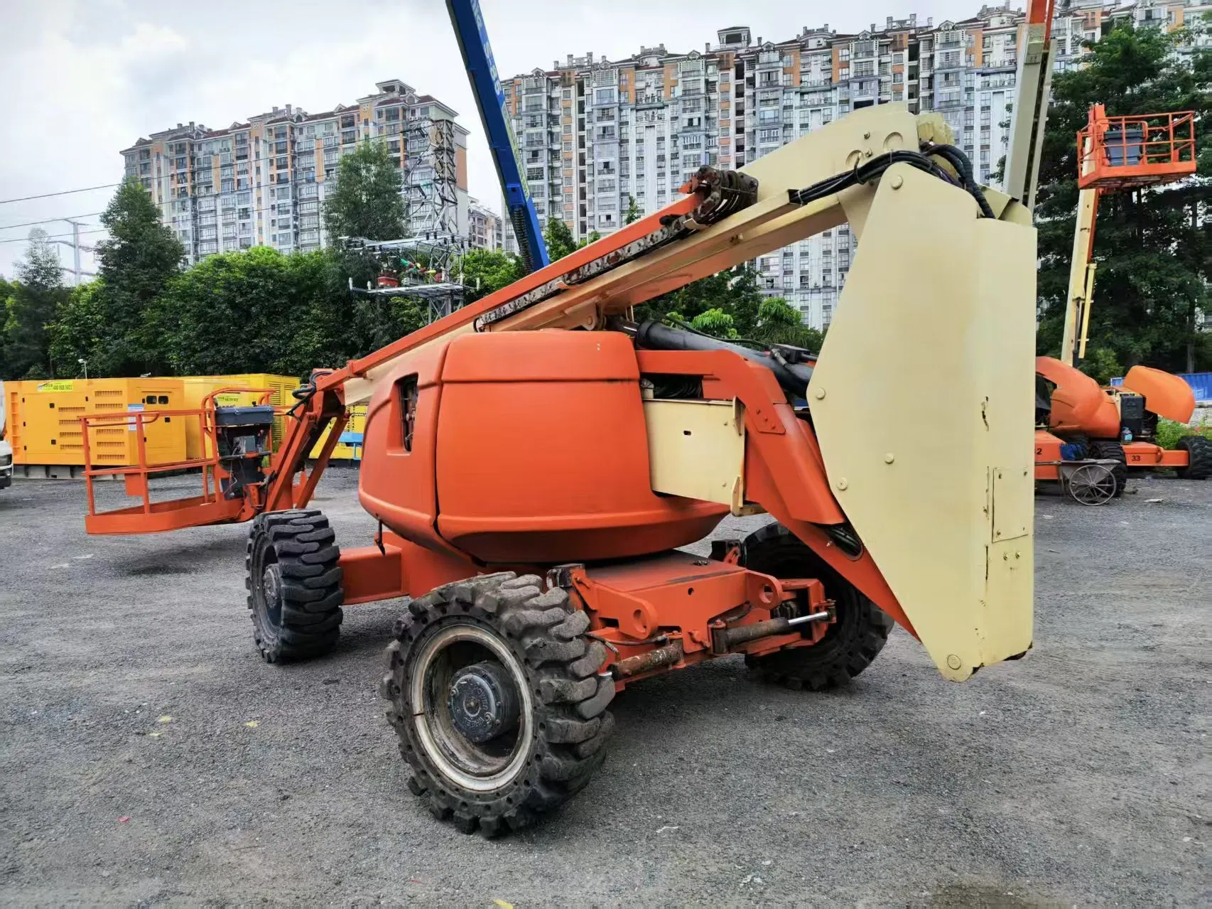 Hydraulic Lifts Detail 2