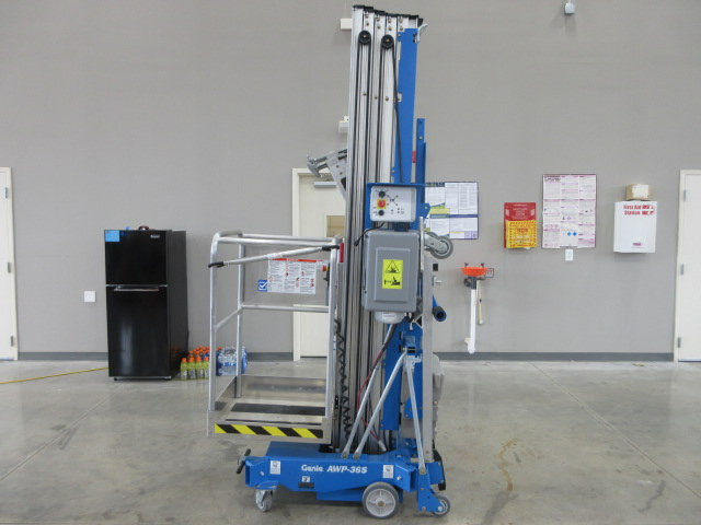 Pre-Owned Genie Awp-36s Aerial Work Platform – High Reach, Compact, and Versatile