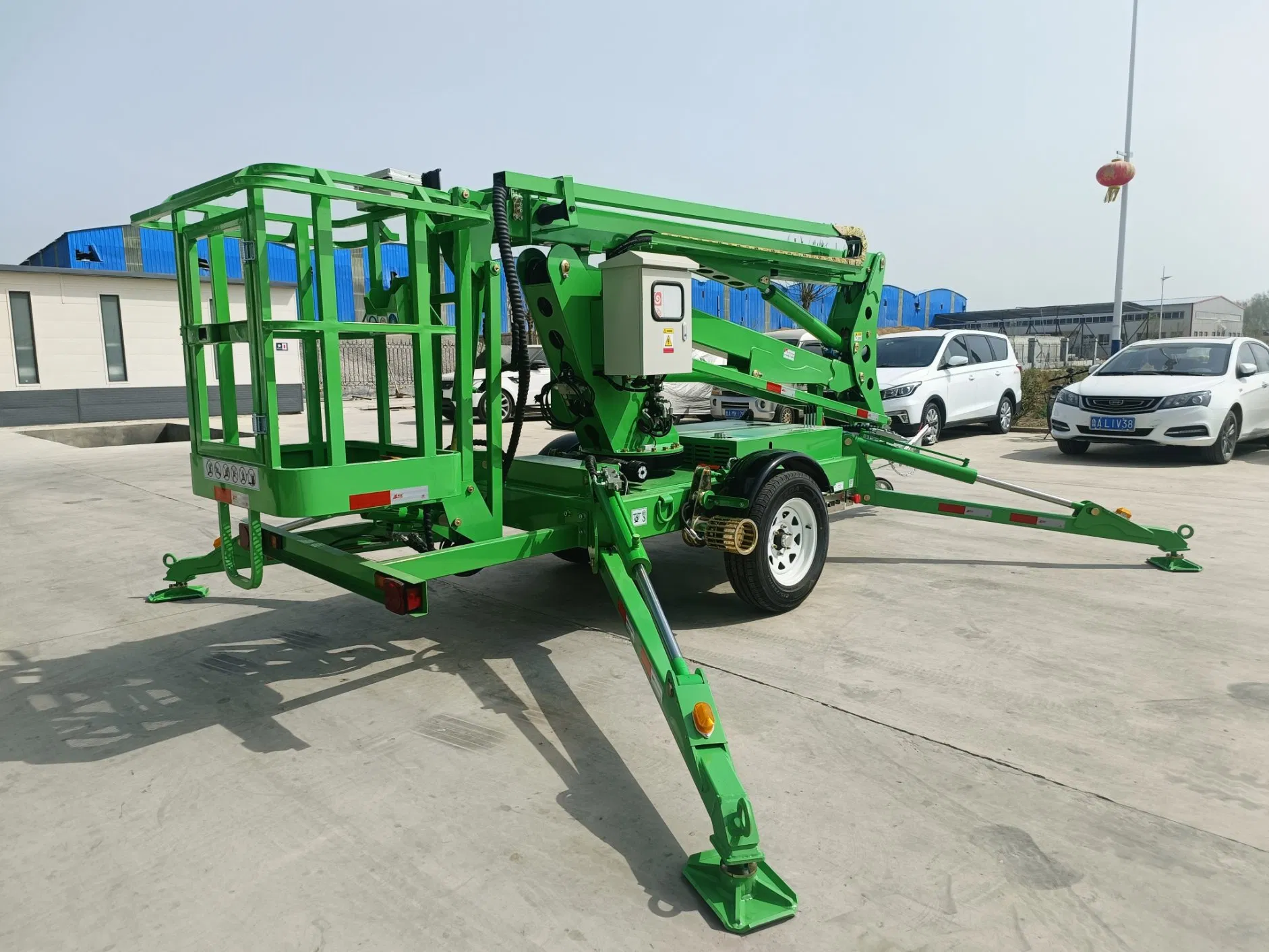 Dymg 10m 12m 14m 16m 18m 20m 22m Electric Hydraulic Self Walking Trailer Towable Boom Lift Articulated Boom Lift Telescopic Cherry Picker Spider Boom Lift
