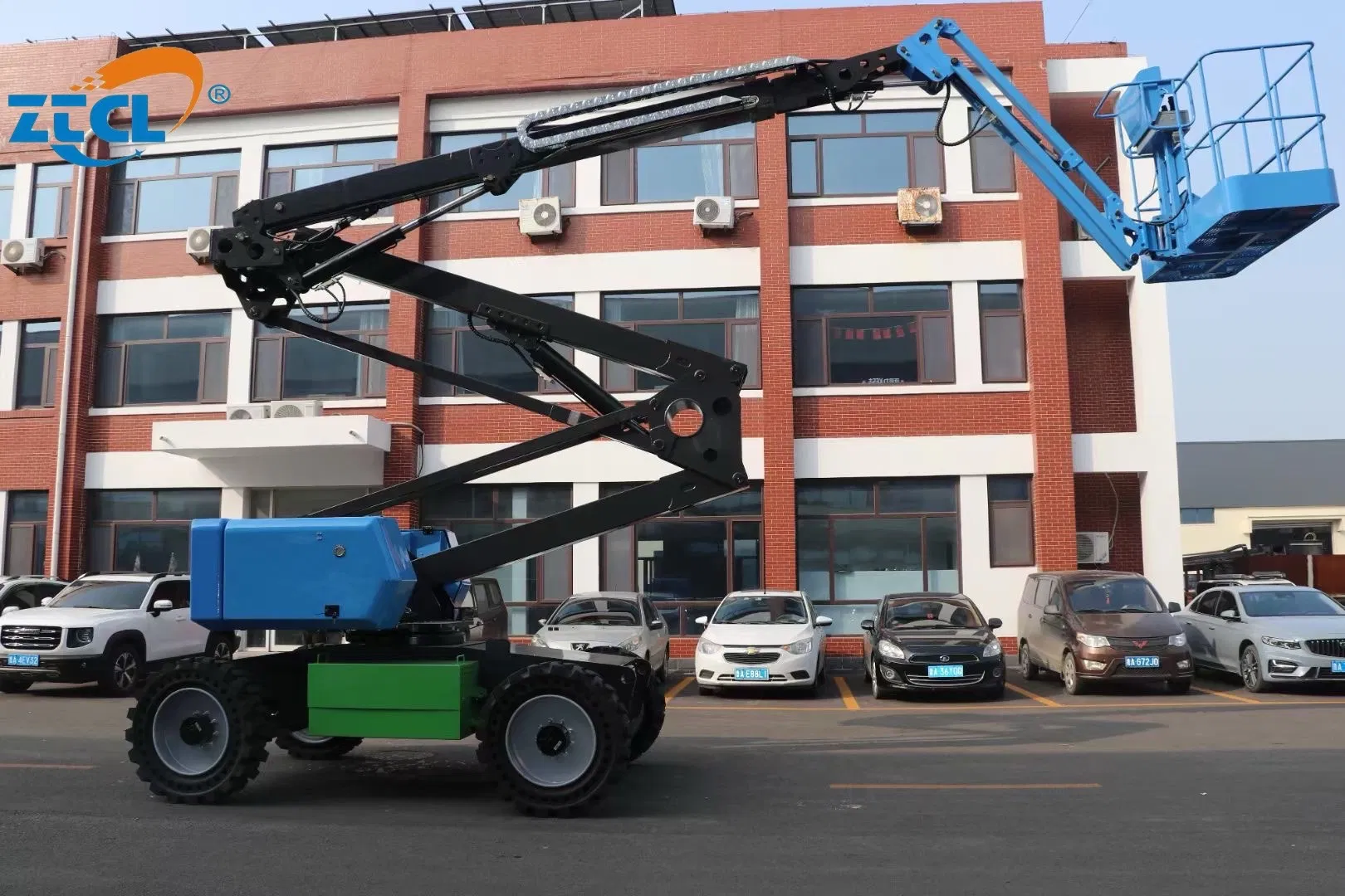 Ztcl 18m 20m 30m 38m Pick up Picker Hydraulic Diesel Power Man Articulating Telescopic Boom Lift for Lifting Huma