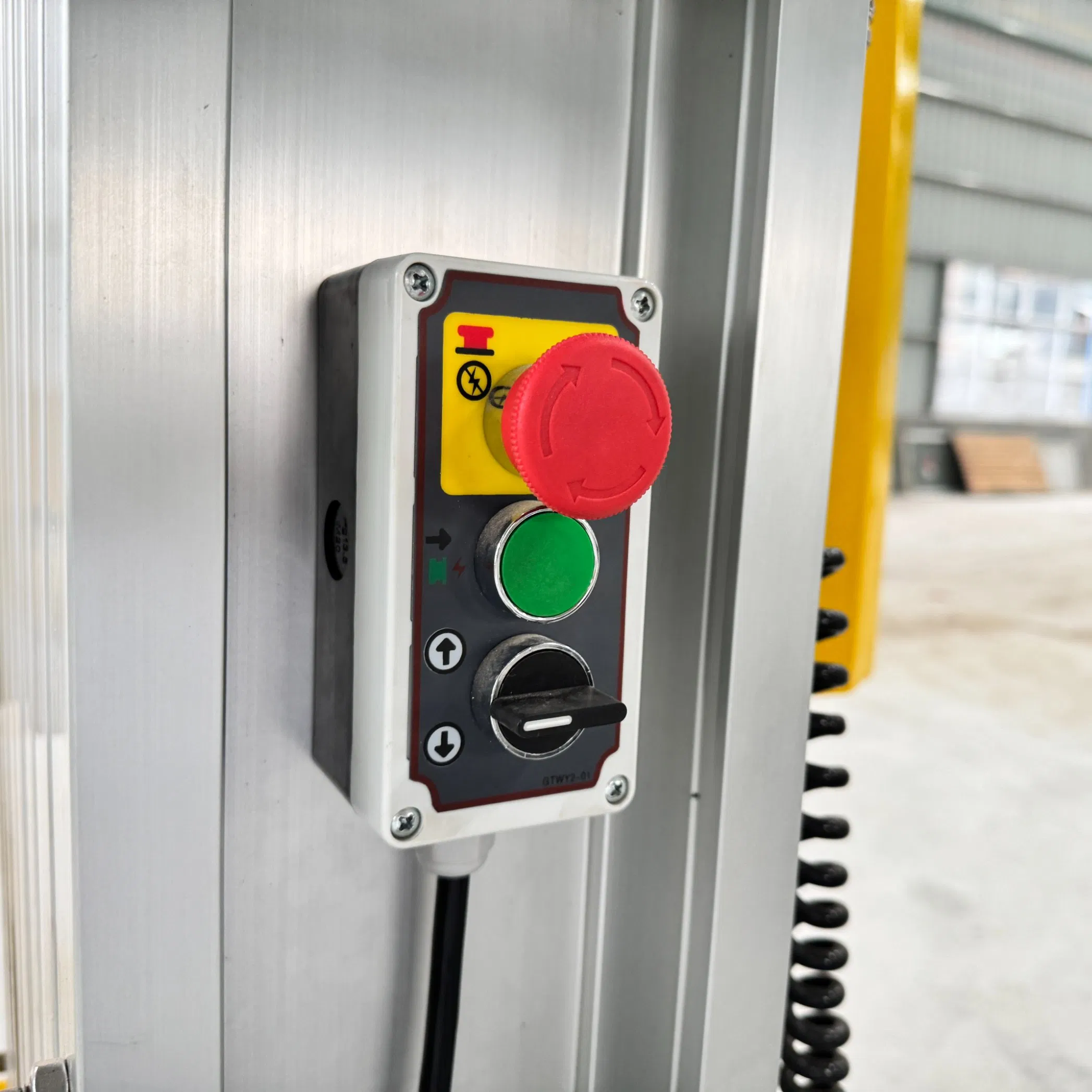 Manual Push Aluminum Mast Man Lift for Indoor Maintenance