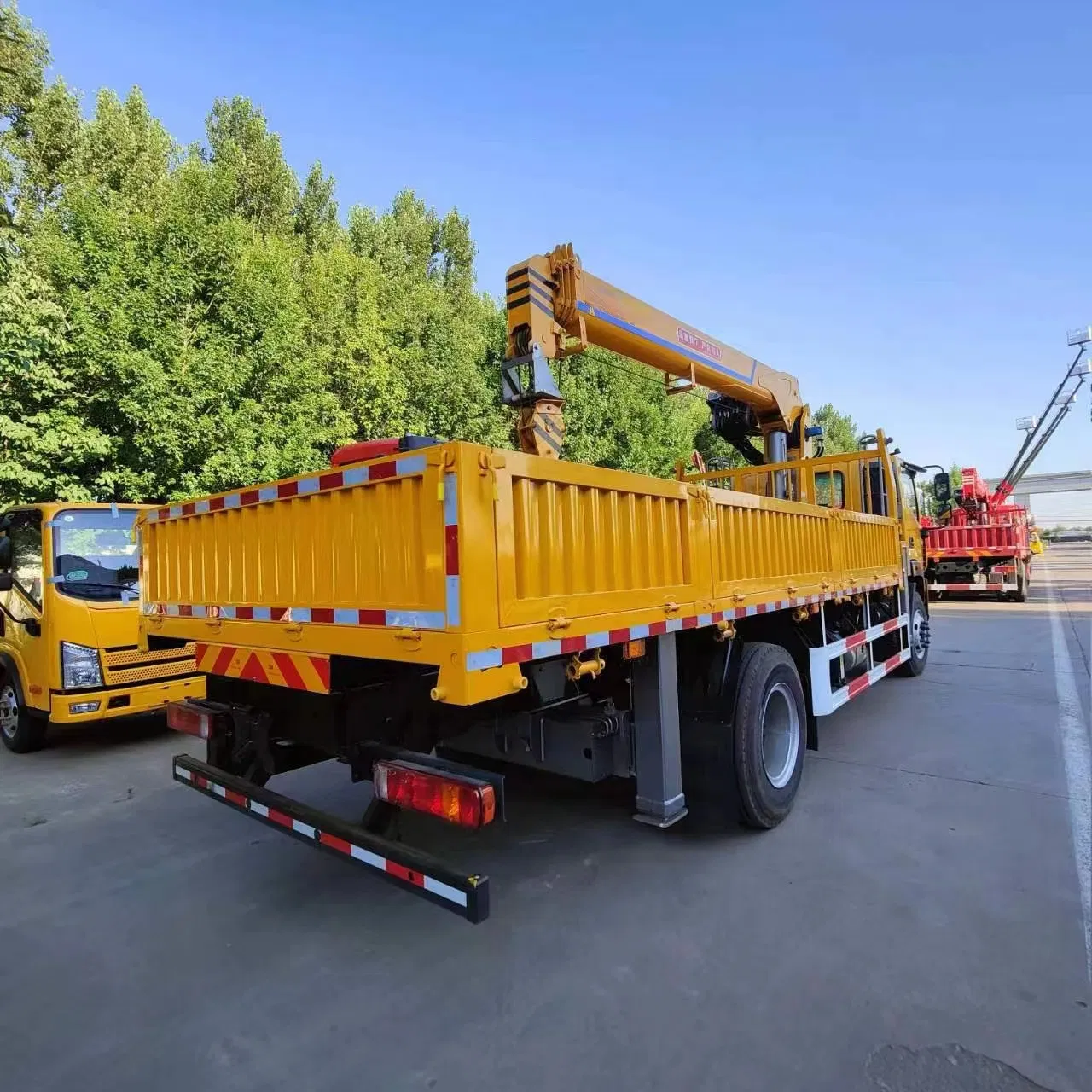 45m 55m Hydraulic Truck Mounted Aerial Telescopic Boom Lift