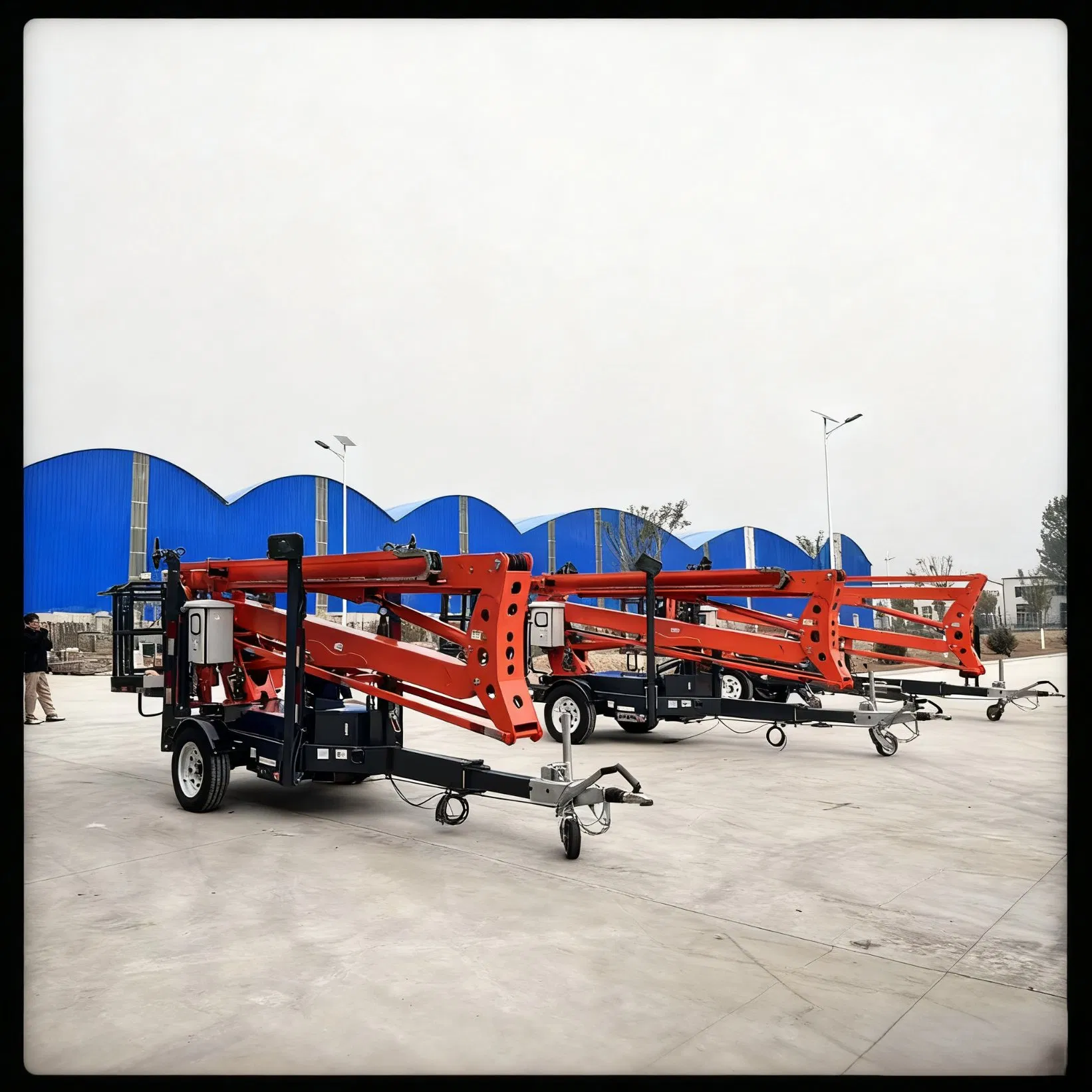 Trailer Mounted Articulating Towable Boom Lift Hydraulic Mobile Elevated Platform for Construction Maintenance Installation Engineering High Reach Work