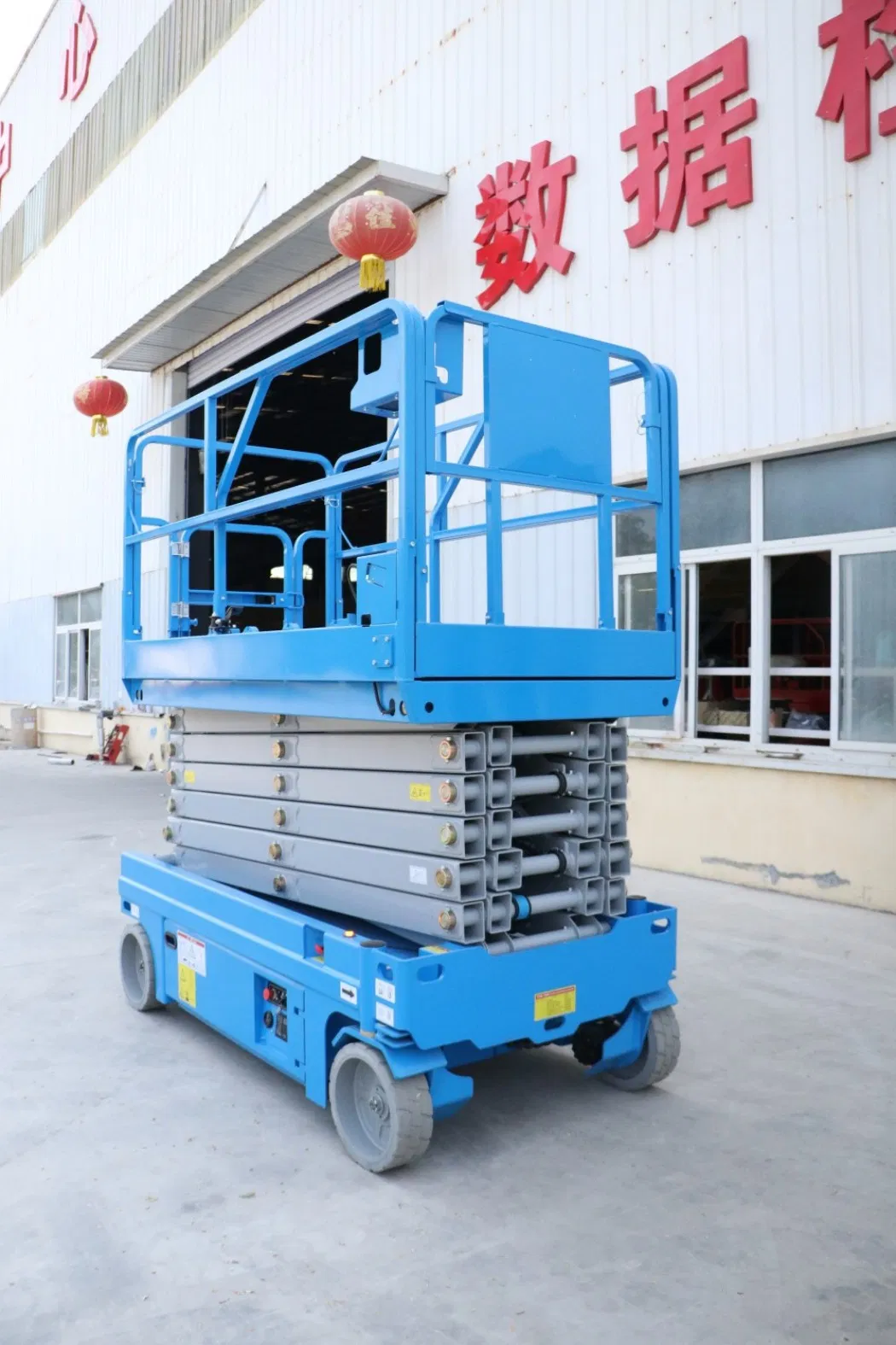 8m 10m 12m Wheeled Aerial Work Lift Vehicle Truck Mounted Scissor Hydraulic Lift Platform Mobile Lifter Scaffolding Electric