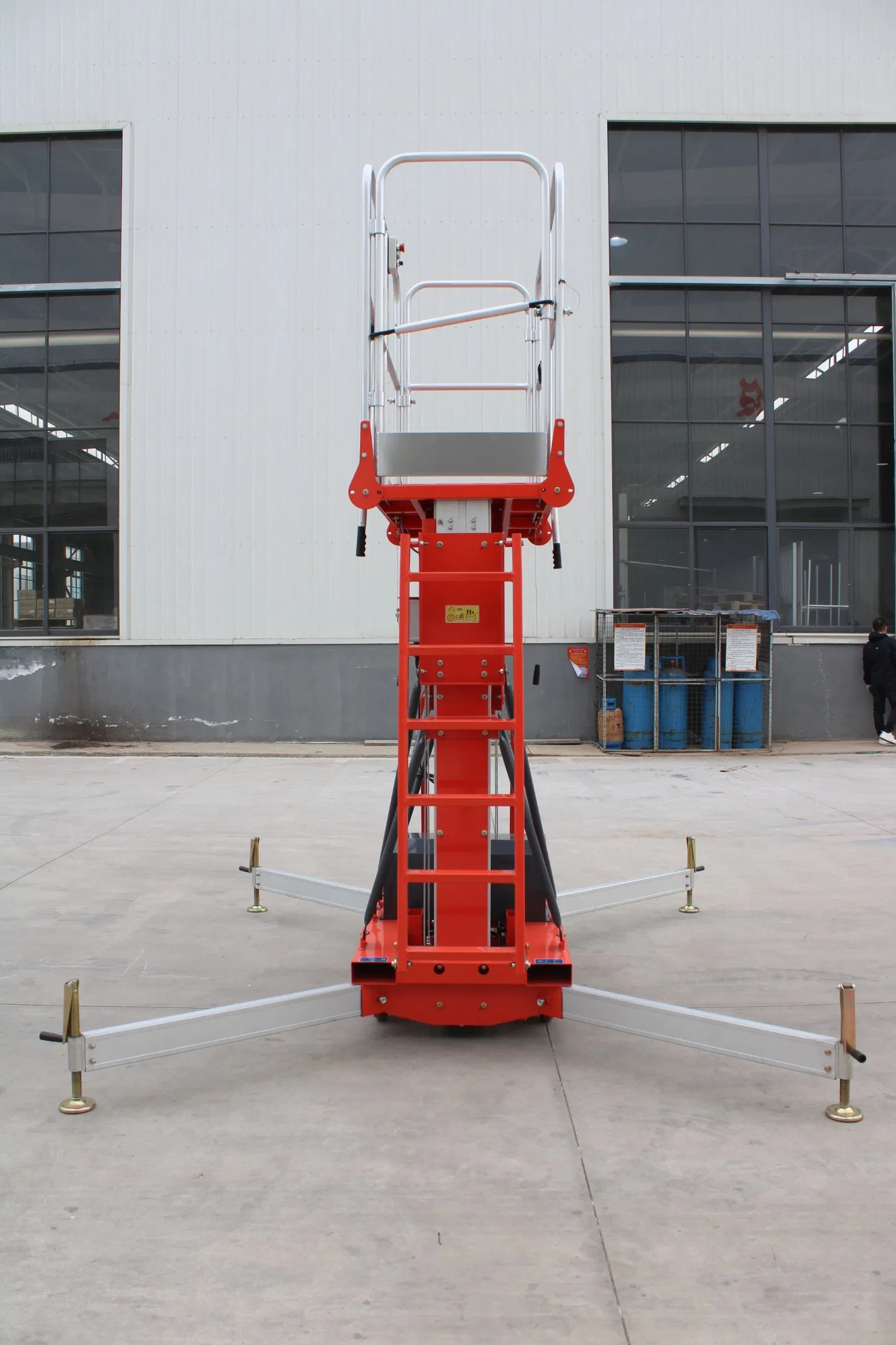 CE Approved 6m-16m Gtwy2 Series Double Mast Portable Vertical Hydraulic Ladder Aluminum Alloy Mast Electric Man Lift Towable Telescopic Boom Lift Gtwy