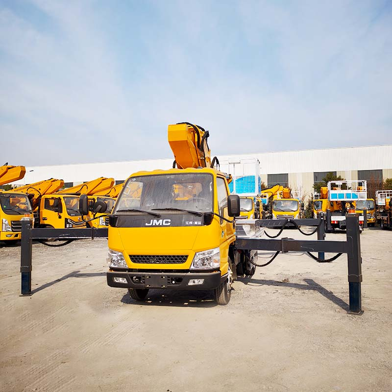 Powerful Aerial Work Platform Diesel Boom Lift 30m Telescopic Boom Lift with High Capacity