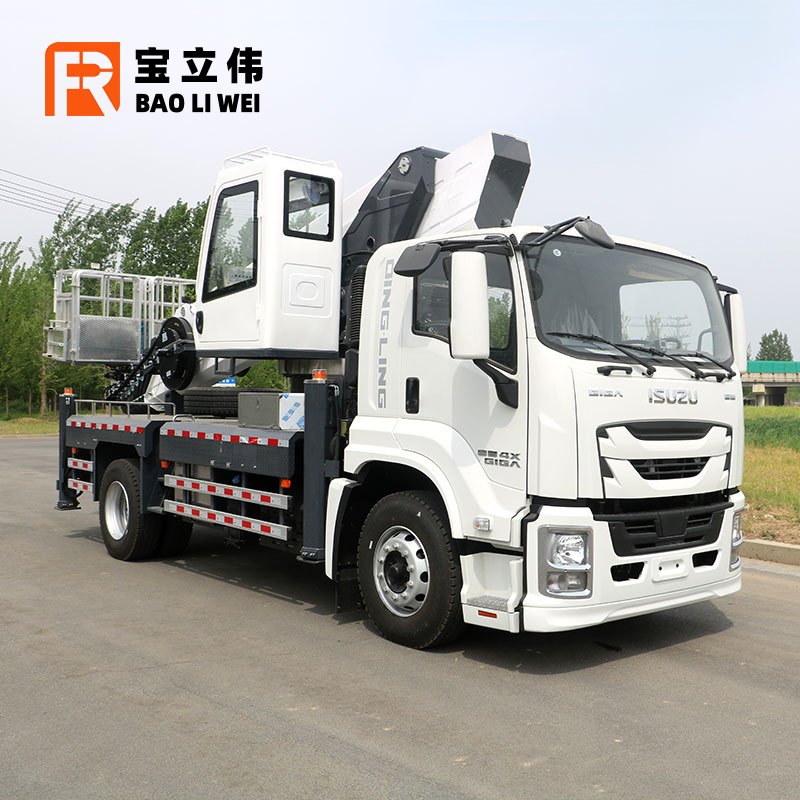 Isuzu Truck Mounted Aerial Work Platform 43m Bucket Truck Boom Lift High Altitude Working Truck