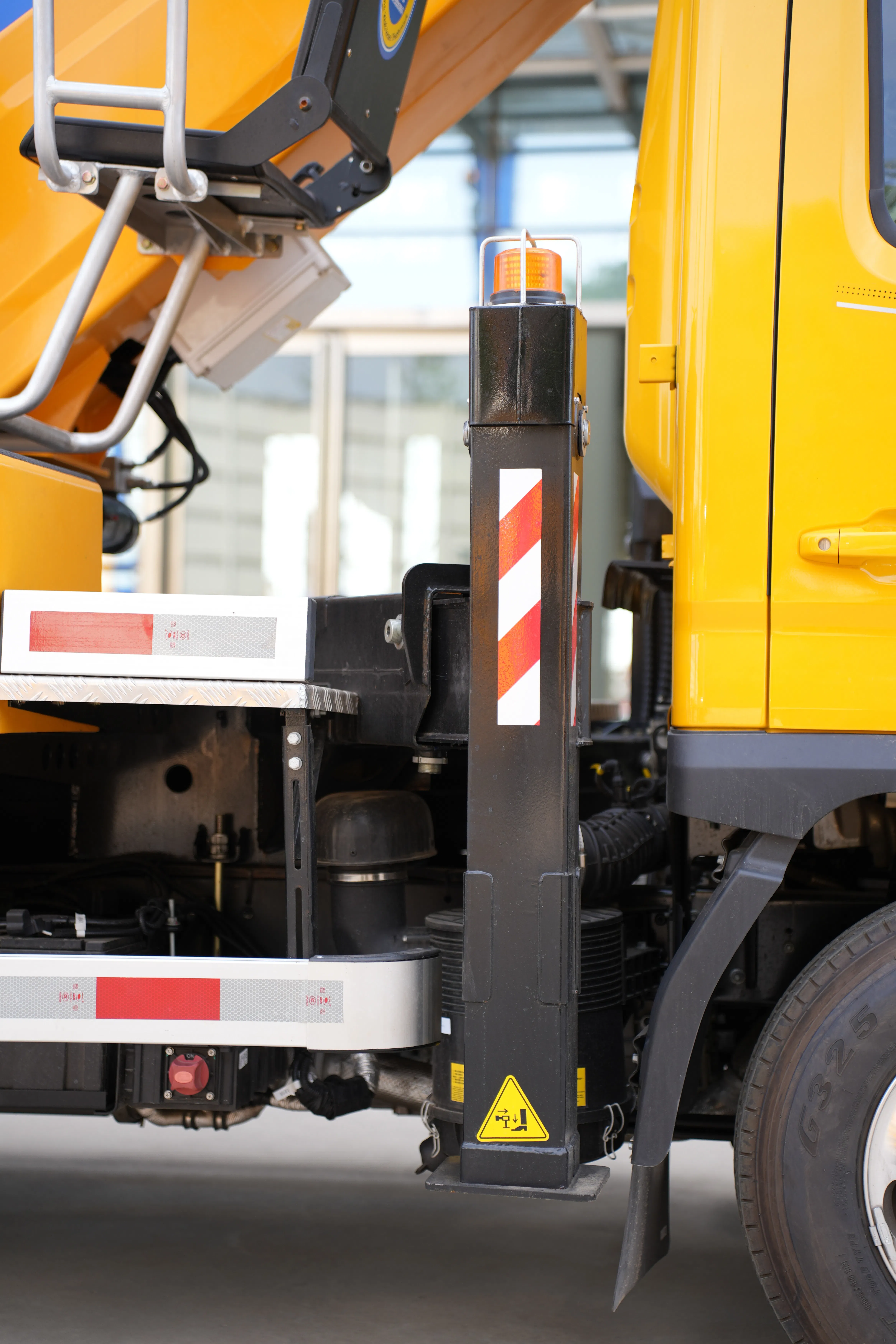 High-Quality Junton Aerial Work Equipment for 28-Meter Access