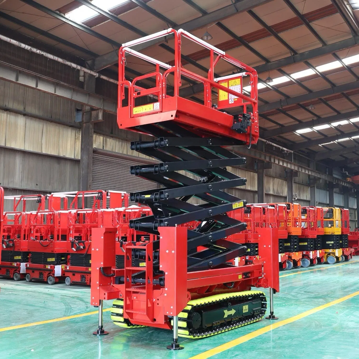 Compact Self-Propelled Aerial Work Platform with 320kg Capacity for Narrow Spaces