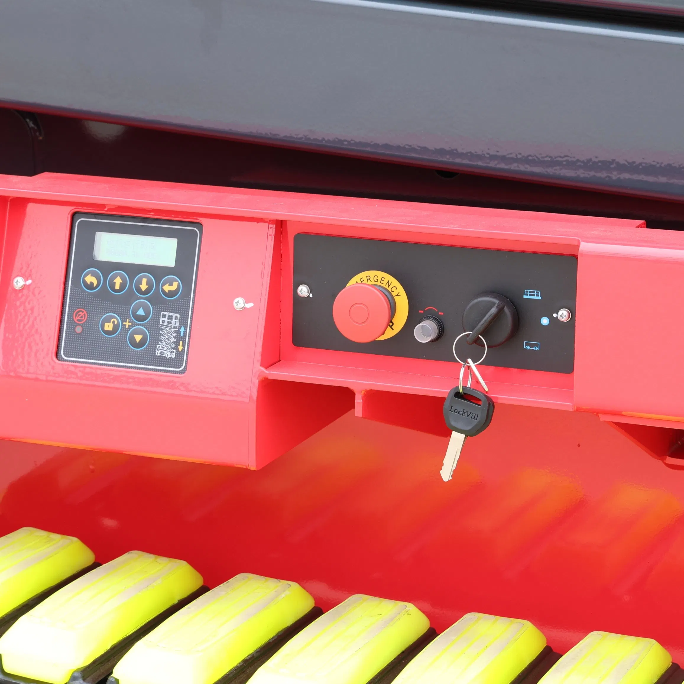 Crawler Scissor Lift Tracked Aerial Work Platform for Rough Terrain