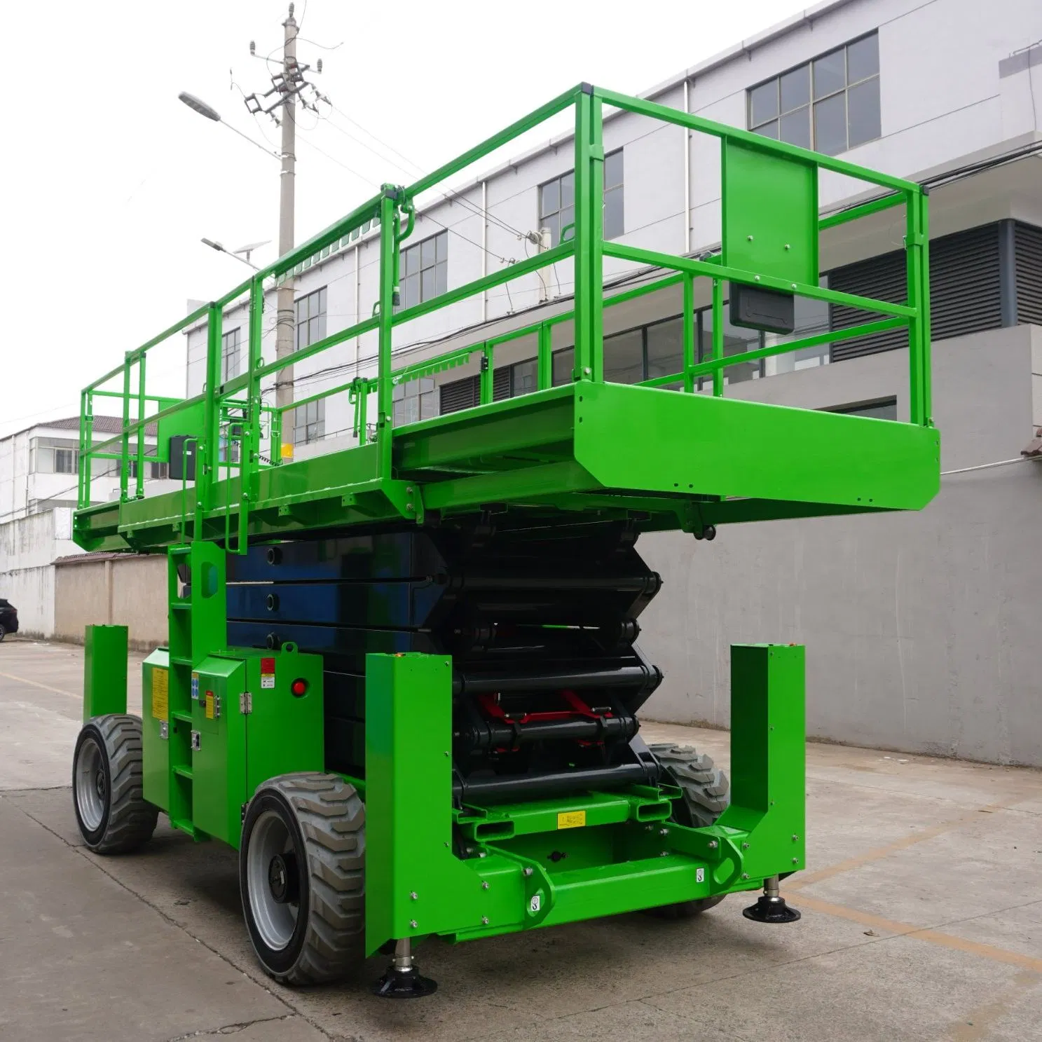 High-Performance 12m DC Powered Rough Terrain Scissor Lift