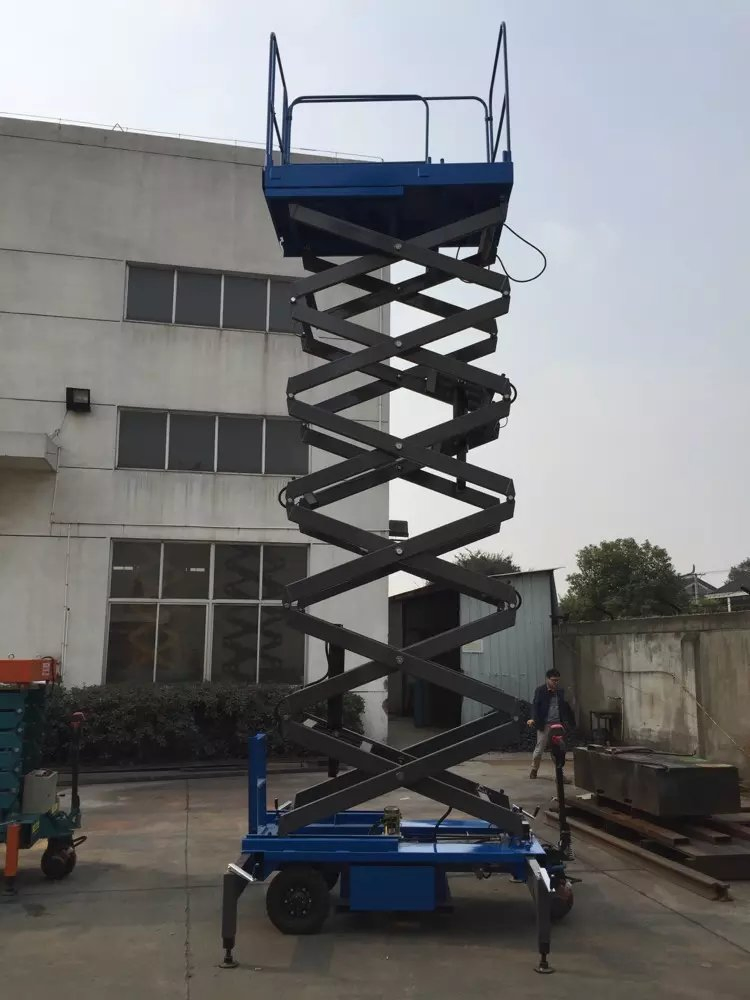 12m High Quality Self Propelled Aerial Working Platform Personnel Lifting and Lowering