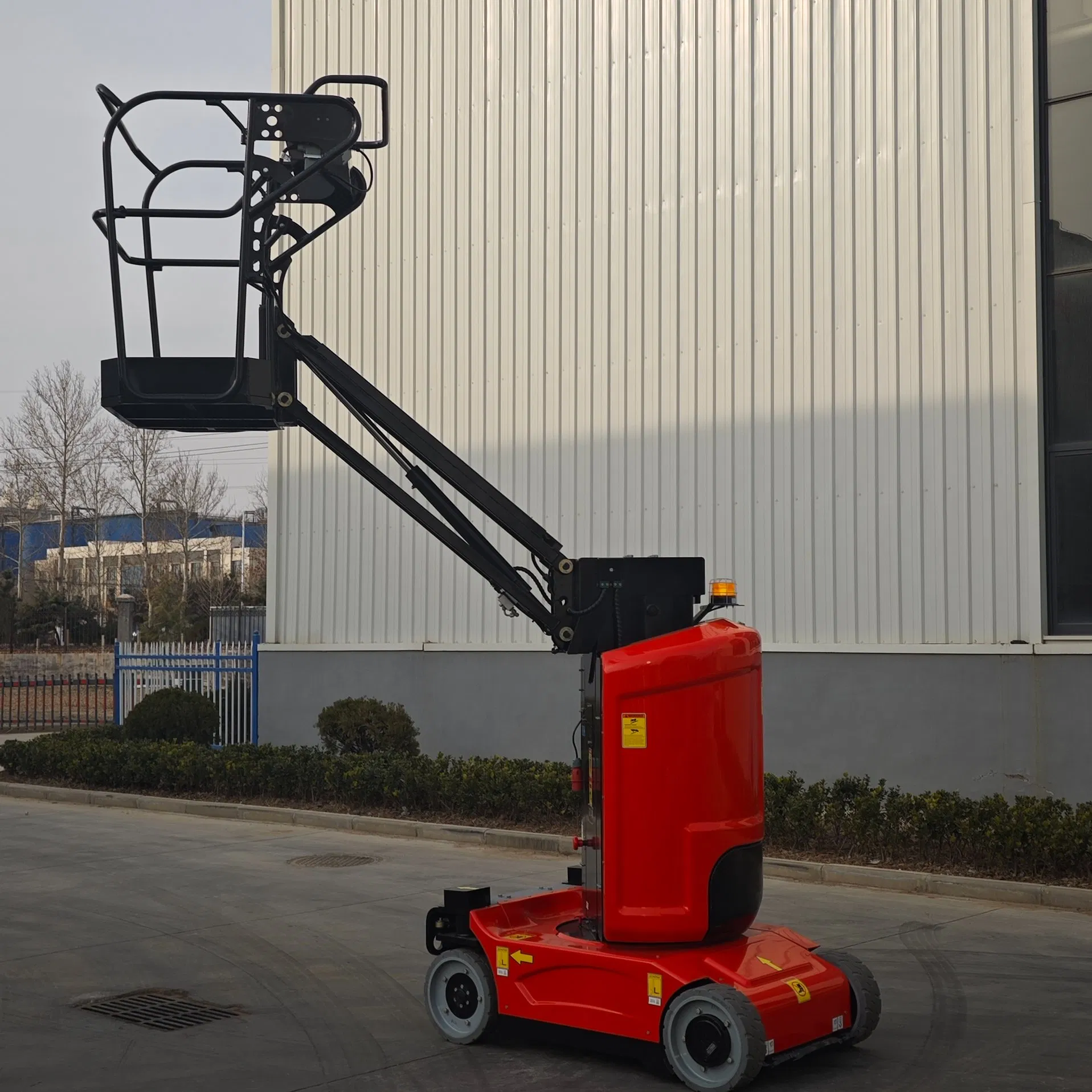 Portable Hydraulic 8m 10m Lift Self Propelled Boom Lift Mobile Work Platform Self-Propelled Vertical Mast