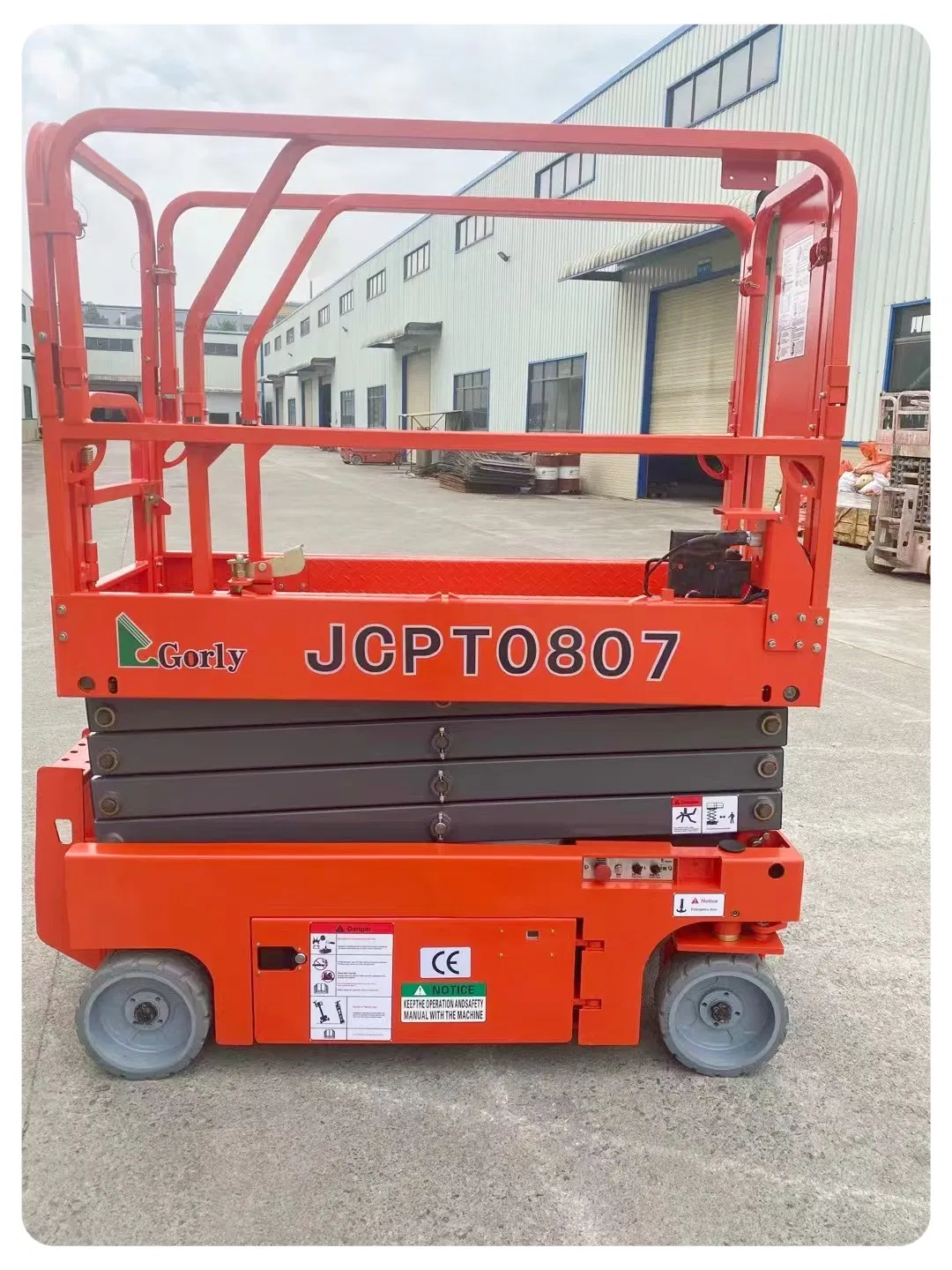 Compact Aerial Work Platform for Efficient Renovation Tasks