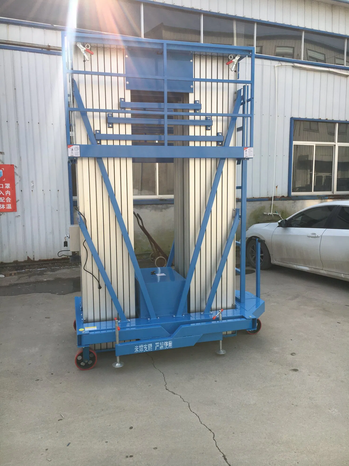 Push Around Vertical Max Working Height 4m 8m 10m 18m Aluminum Electric One Man Single Mast Lifts Person Lifter for Sale