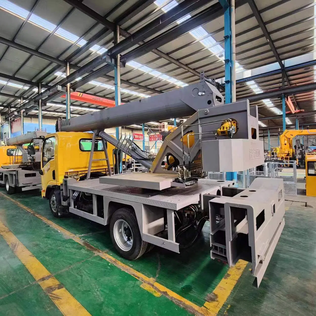 45m 55m Hydraulic Truck Mounted Aerial Telescopic Boom Lift