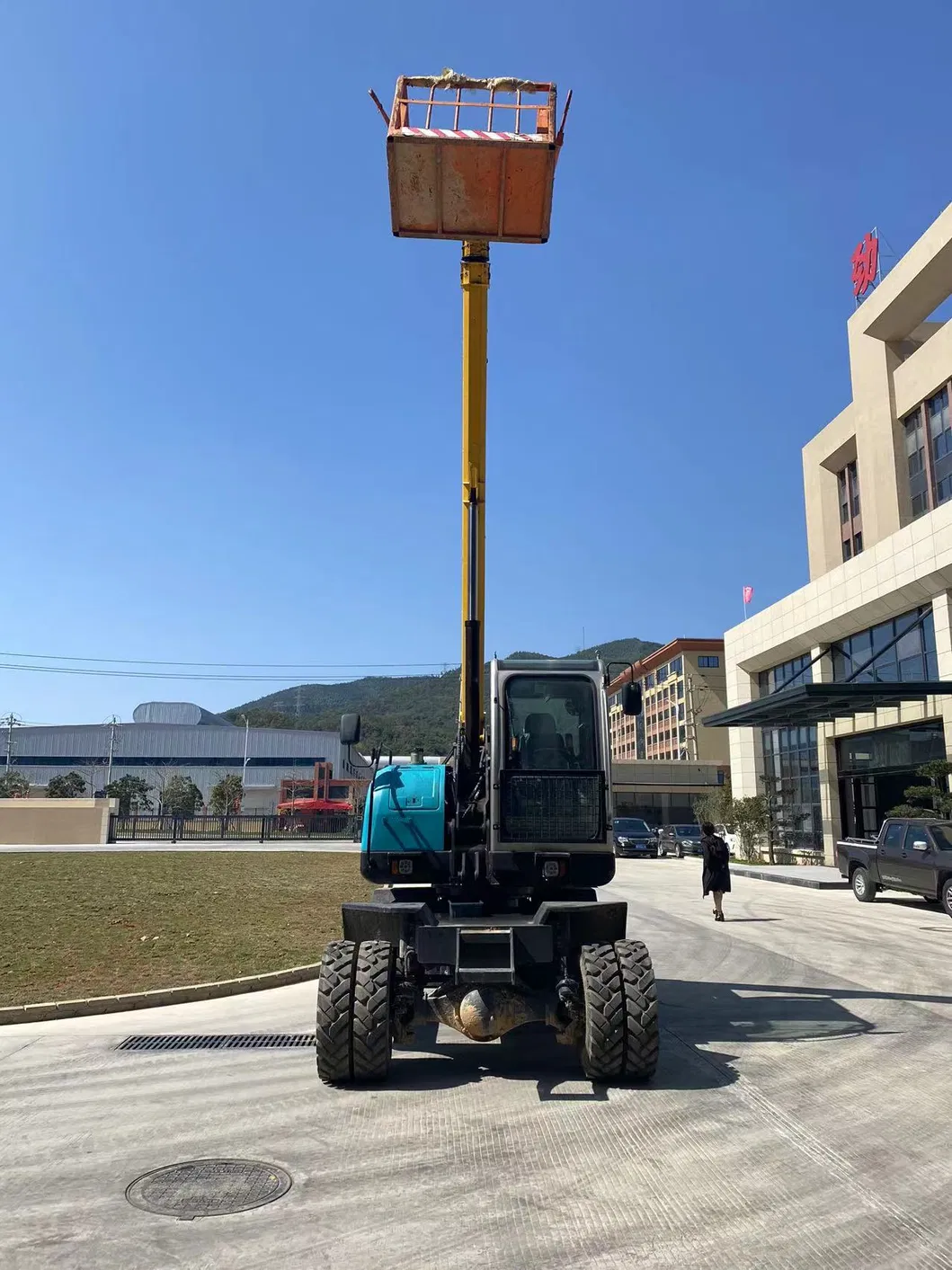 Product Vertical View