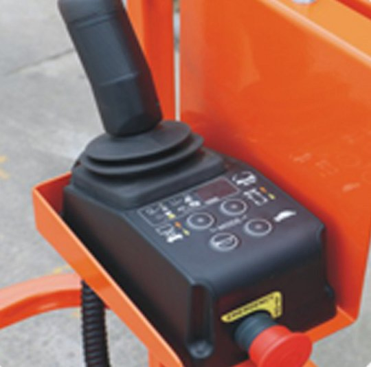 Battery Driven Aerial Work Platform for Indoor and Outdoor Use