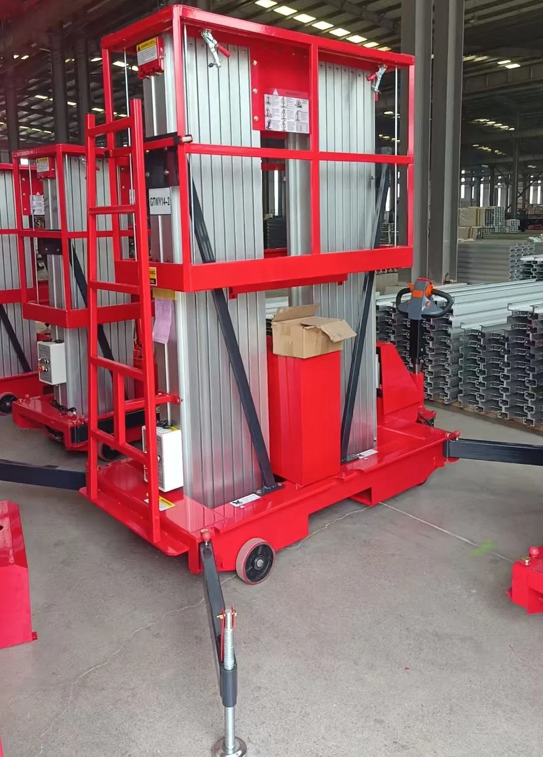 Kpluslift Aluminum Alloy Lift Single &amp; Double Mast Mobile Elevated Work Platform