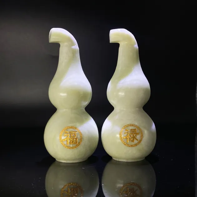 Jade Ornament Display 2