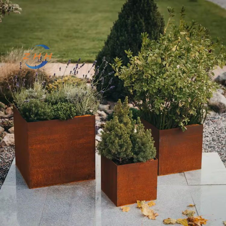 Modern Style Oriented Cylinder Corten Steel Planters Rust Plated Metal