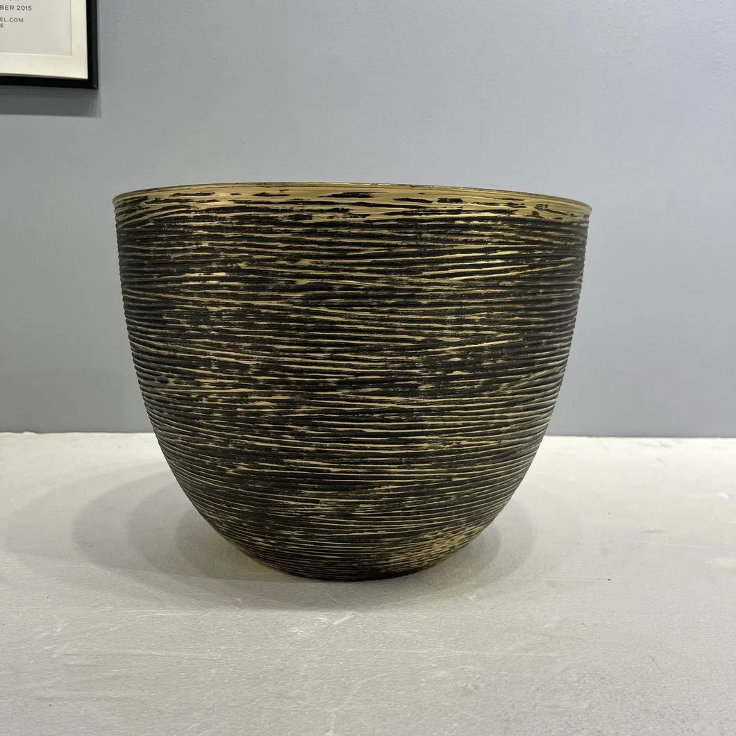 Resin Planter View 3