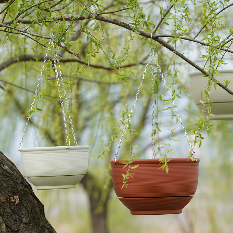Self-Watering Hanging Flower Pot with Detachable Base for Gardens Bl17469