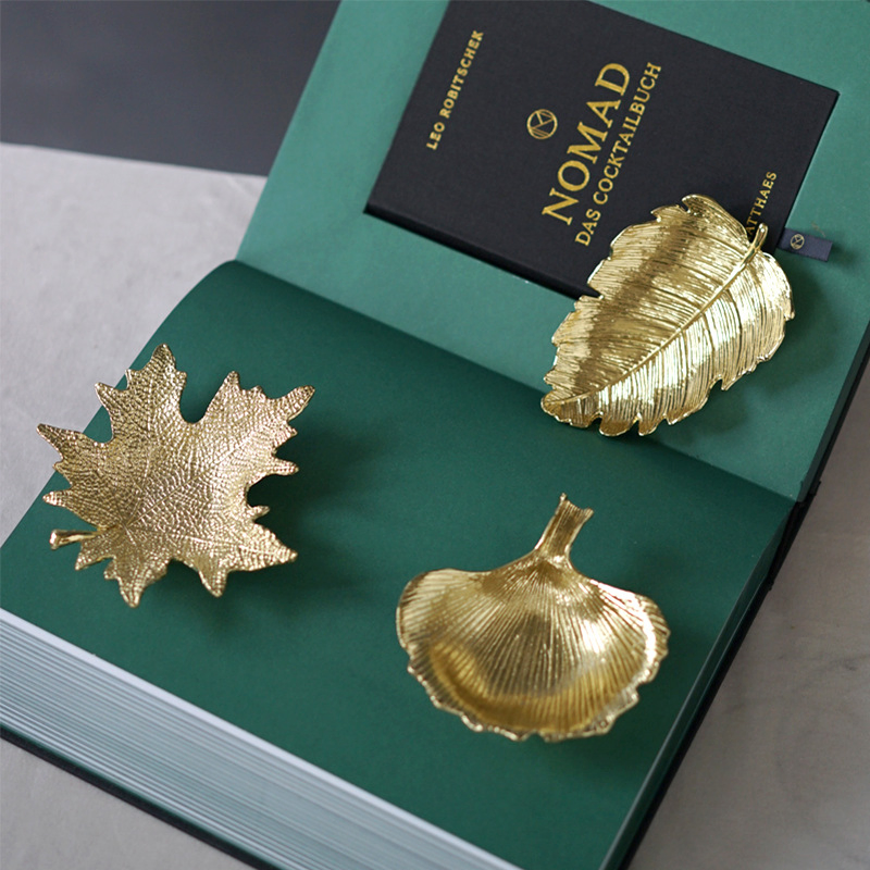 Desktop Tray Gold Ring Tray Maple Leaf Jewelry Tray Metal Ornaments Fruit Plate Decorations Ginkgo Paulownia Leaf Shape Tray