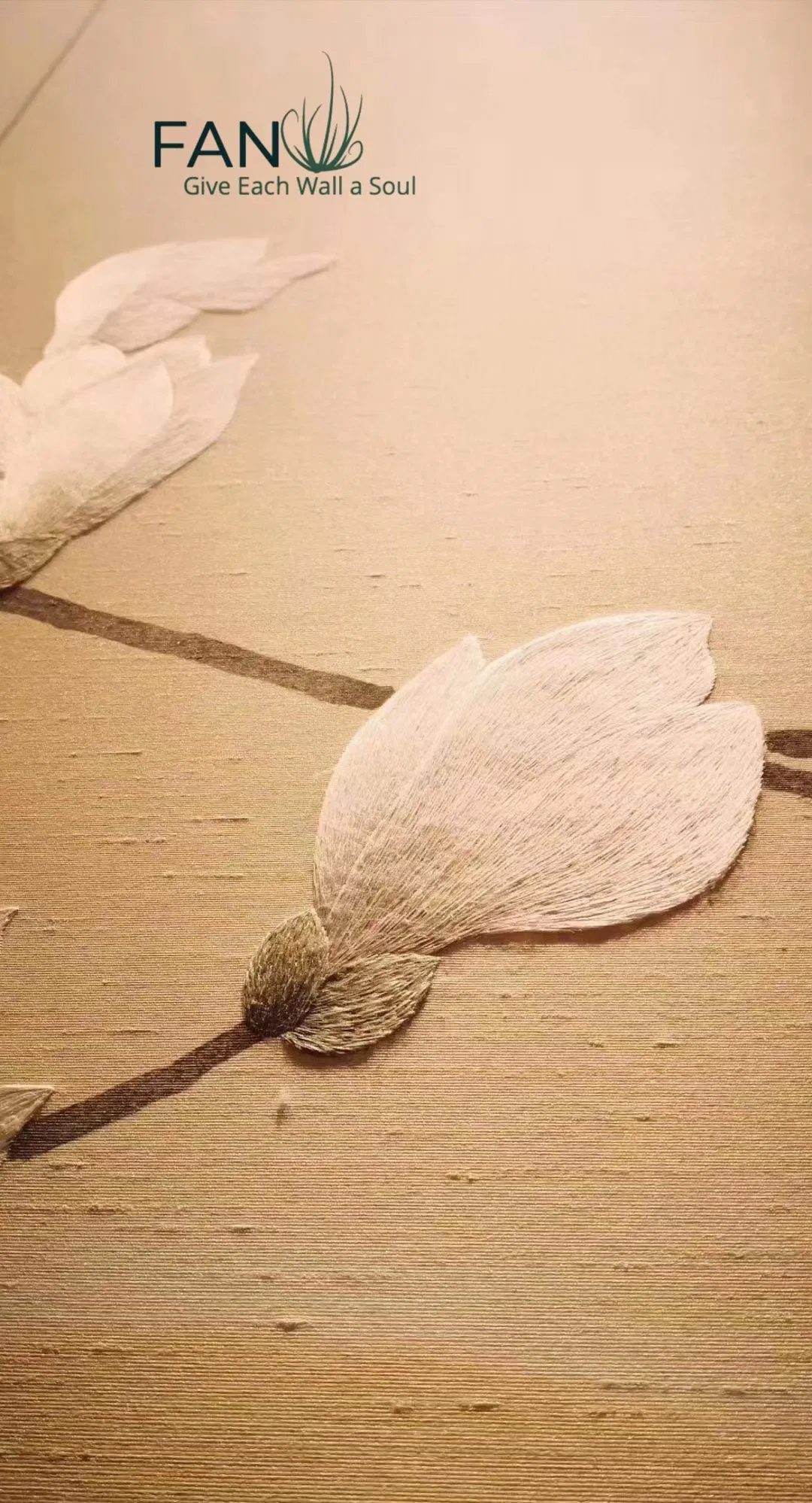 Exquisite High-End Hand-Painted Flower &amp; Bird Wallpaper for Master Suite Decor