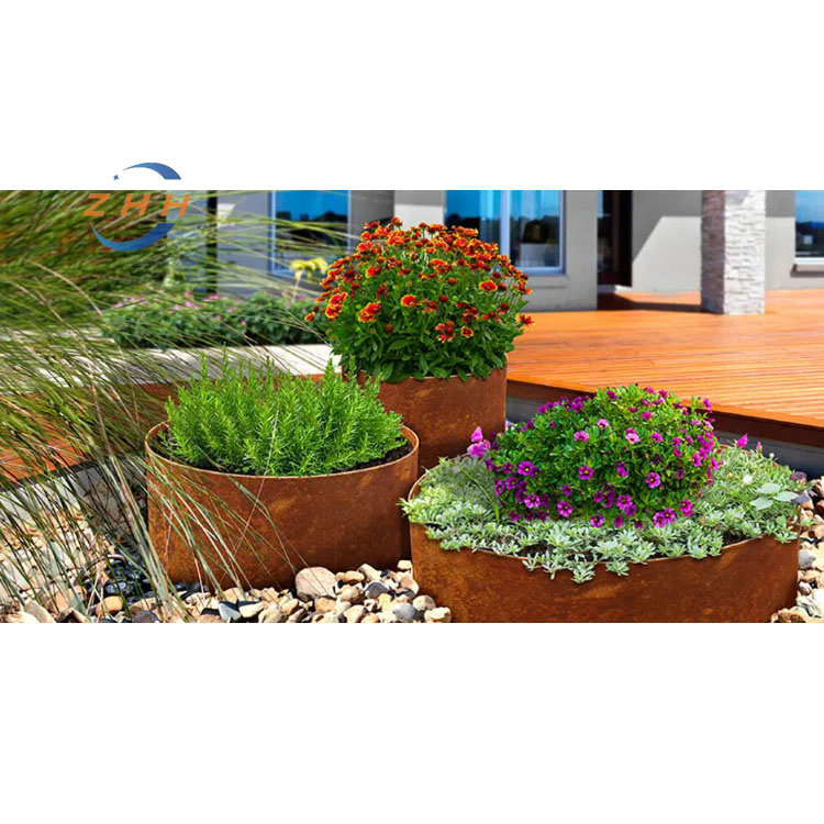 Modern Style Oriented Cylinder Corten Steel Planters Rust Plated Metal