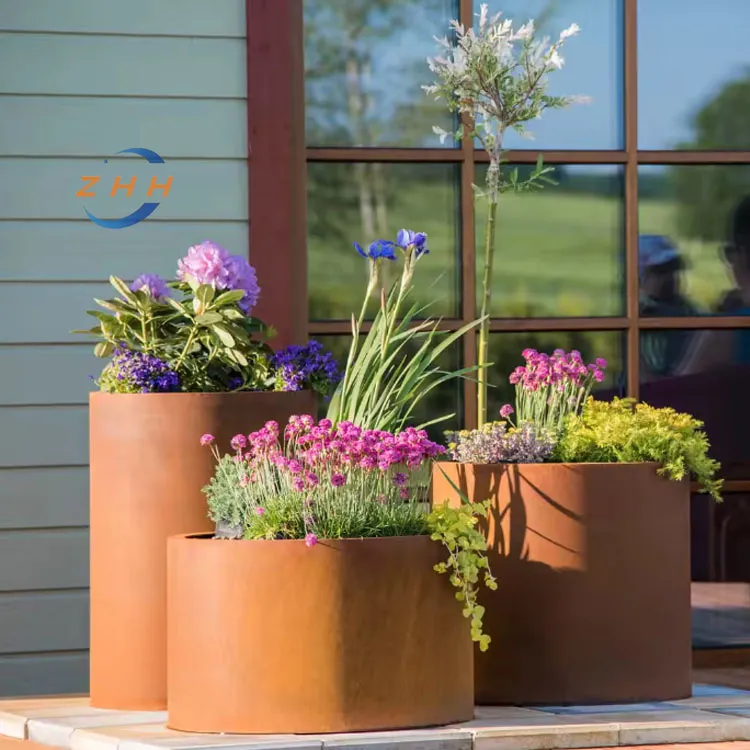 Modern Style Planters