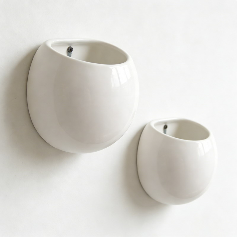 Wall Mounted Ceramic Planter White Hanging Flower Pots for Indoor &amp; Outdoor Decor