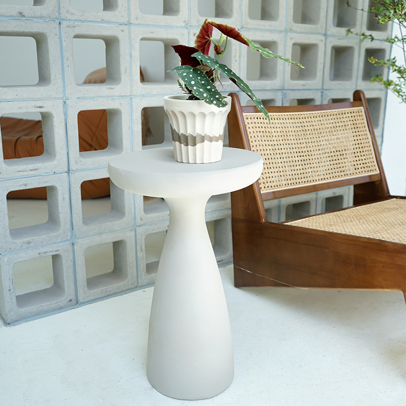 Wabi-Sabi Minimalist Round Flower Pot Stand for Modern Spaces