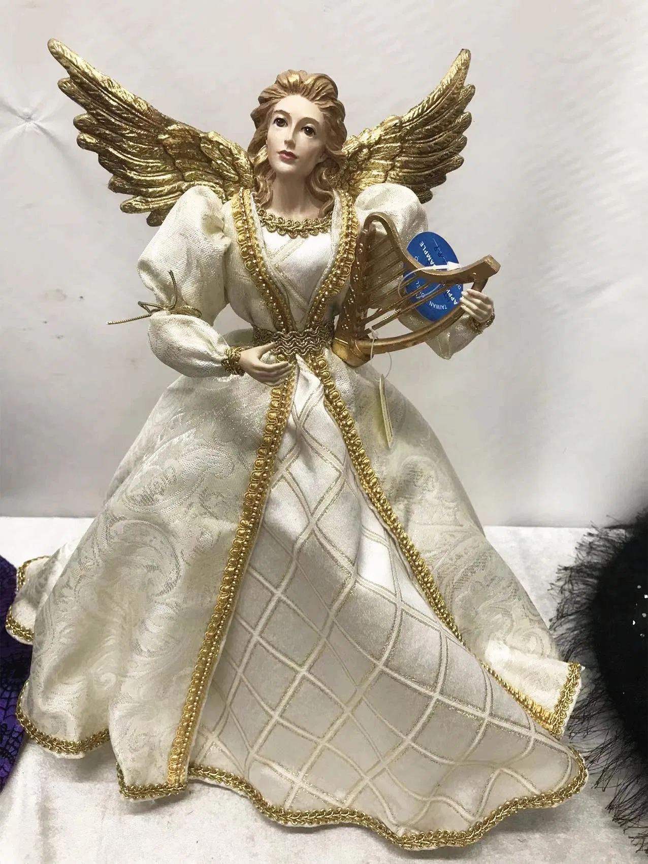 OEM Factory Customized Christmas Angel Tree Topper Christmas Tree Decoration Ceramic Doll Angel Figure Statue Hanging Finial