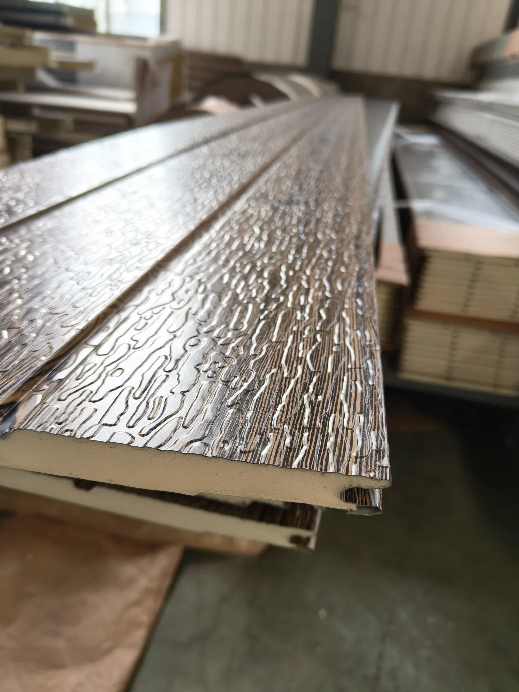 Metal Carved Board Finished Exterior Wall Decoration and Insulation