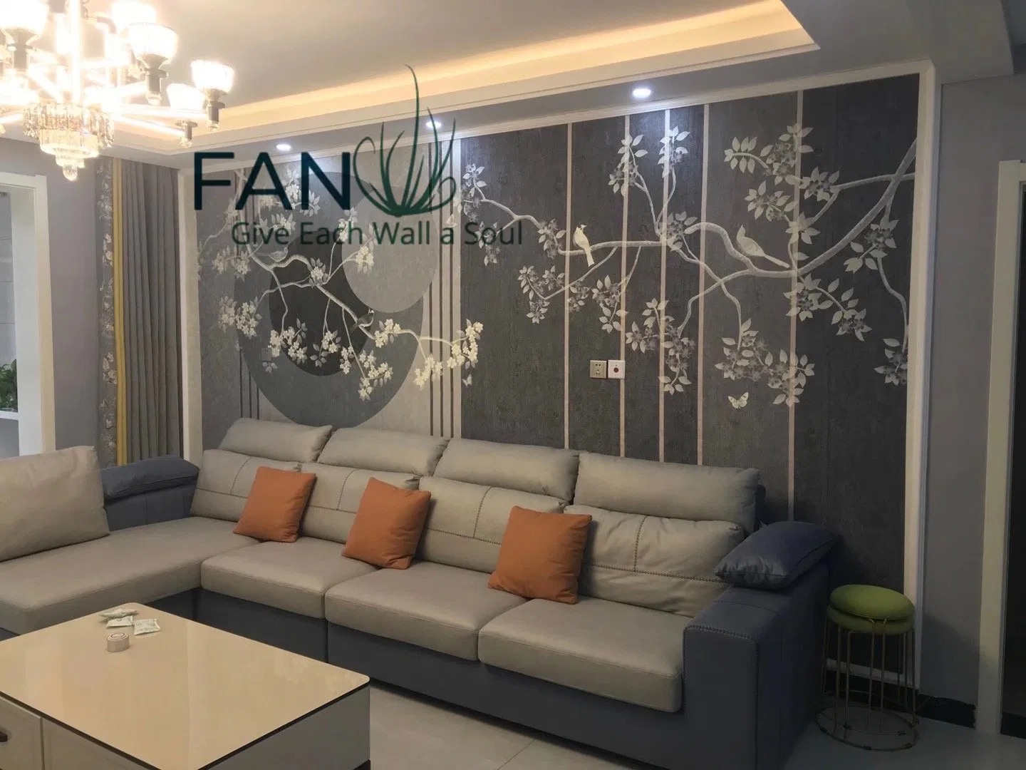 Exquisite High-End Hand-Painted Flower &amp; Bird Wallpaper for Master Suite Decor