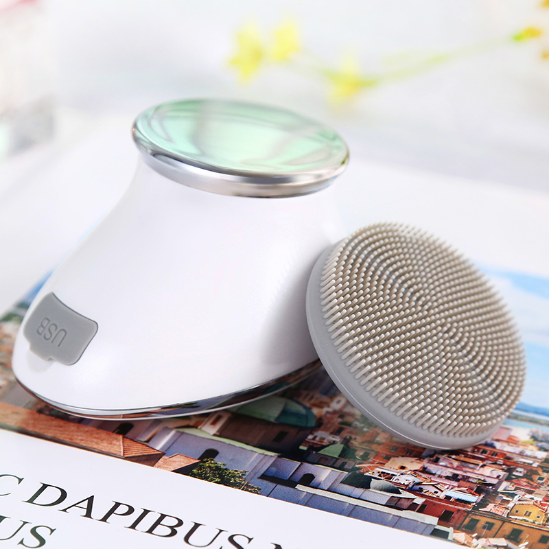 Wireless High Frequency Vibration FDA Silicone Waterproof Body Cleaning Skin Lifting Heat SPA Facial Massager with Recharging Base