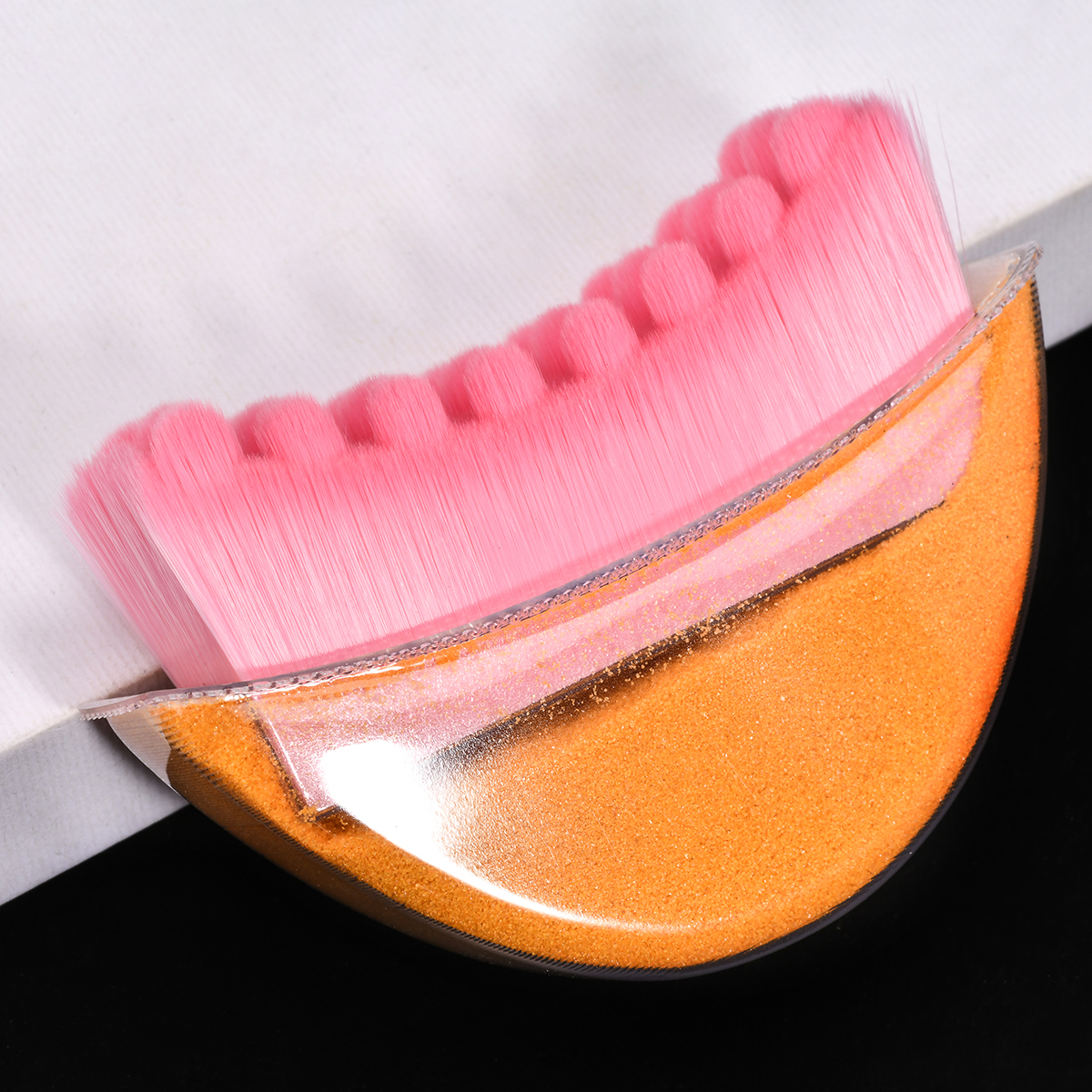 Professional Contour Face Brush for Sculpting Anti-Puffiness Face Massage Tool Soft Synthetic Hair Foundation &amp; Concealer Brush
