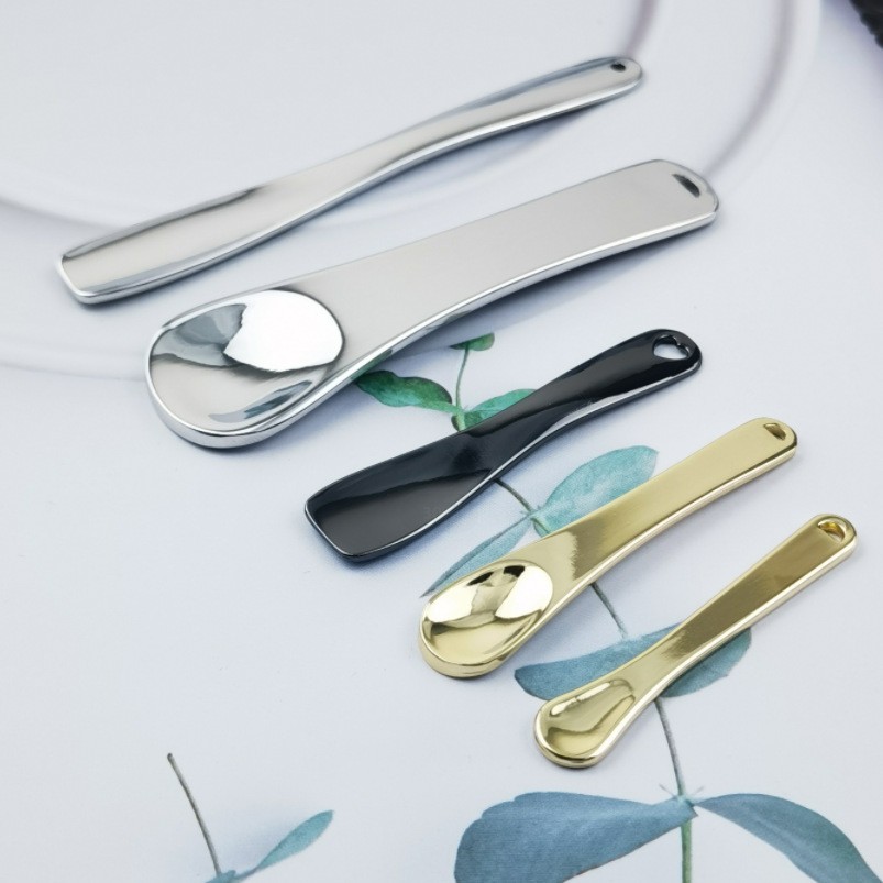 OEM Custom Logo Facial Spatula Cosmetic Face Cream Spoon Beauty Tool Eye Cream Applicator Metal Mini Eye Cream Spoon