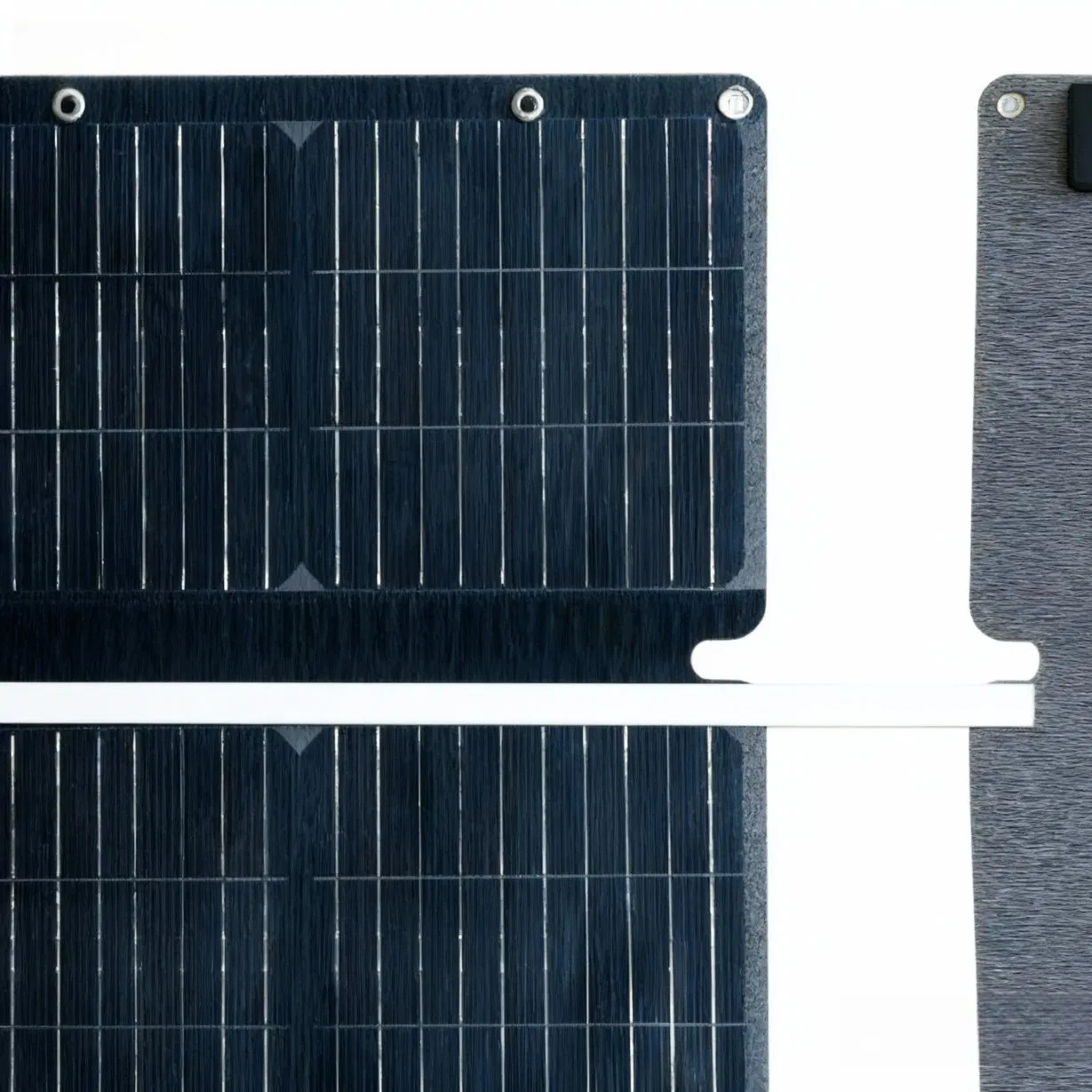 30W Portable Folding Solar Charger with Waterproof Design for Outdoor Mobile Phone Charging and Emergency Power Supply