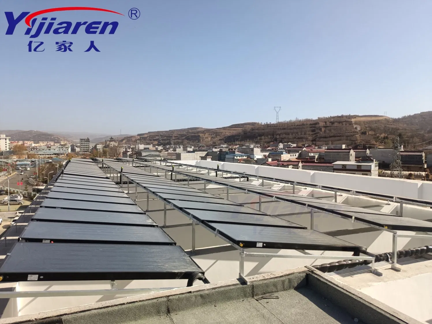 Split Blue Titanium Flat Plate Solar Collector Solar Water Heater with Pressurized Stainless Steel Water Tank