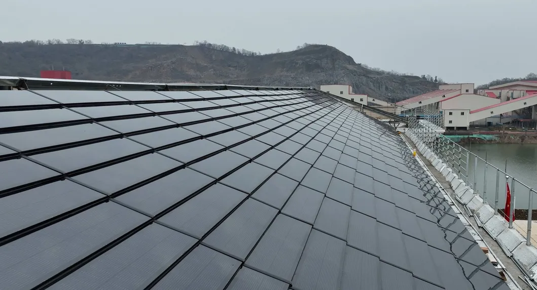 BIPV Roof Integrated Solar Panels