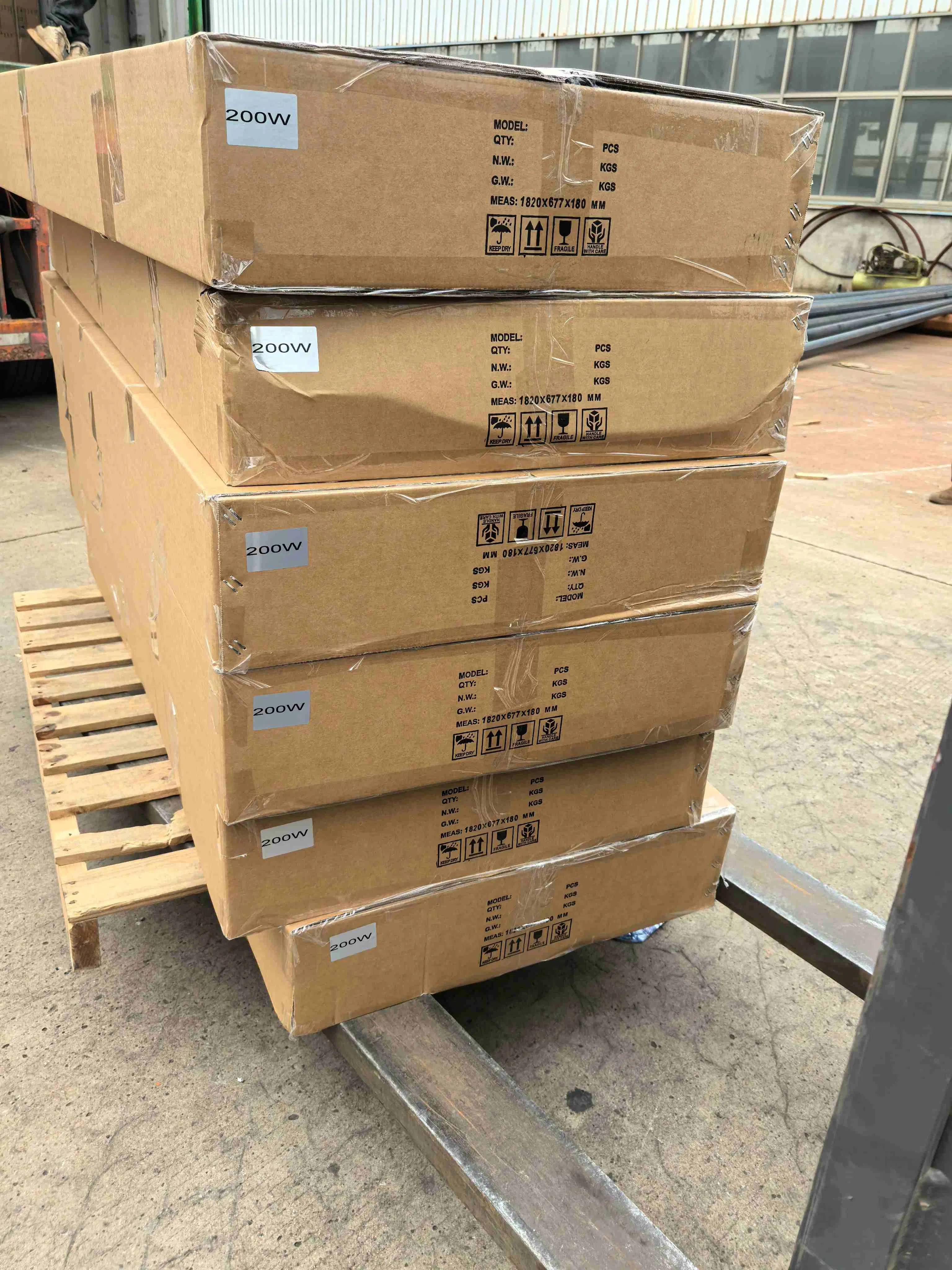 All-in-One Solar Lighting Solution for Streets and Roads